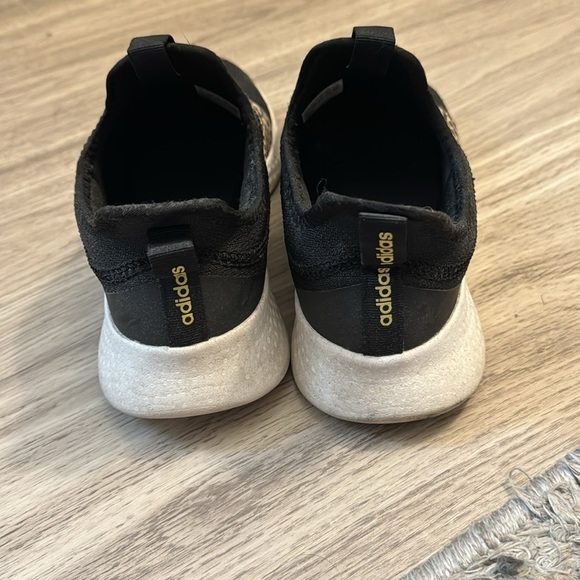 Adidas women’s sneakers - Picture 3 of 4